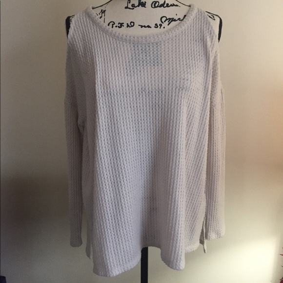 Sweater - Picture 1 of 5